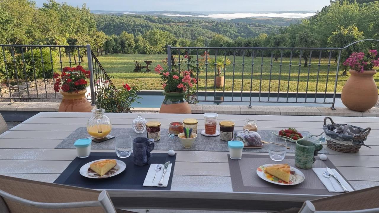 Domaine La Garenne Bed and Breakfast Reilhaguet Εξωτερικό φωτογραφία