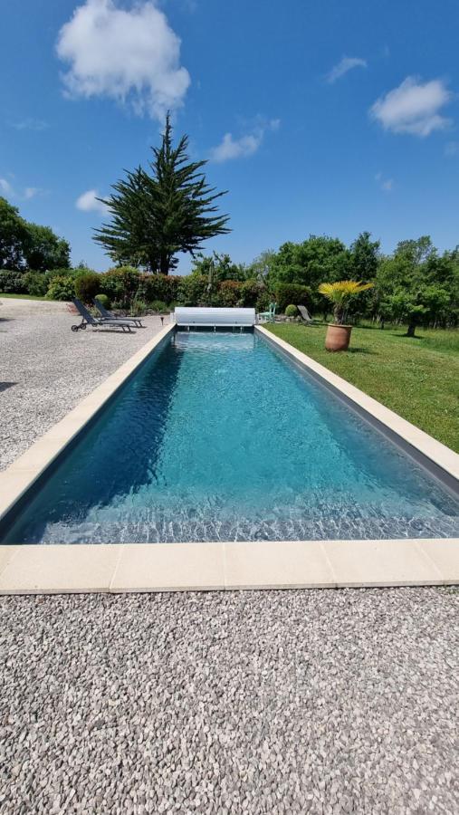Domaine La Garenne Bed and Breakfast Reilhaguet Εξωτερικό φωτογραφία