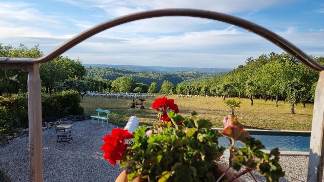 Domaine La Garenne Bed and Breakfast Reilhaguet Εξωτερικό φωτογραφία