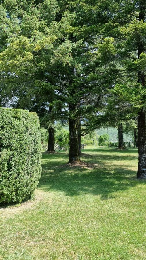 Domaine La Garenne Bed and Breakfast Reilhaguet Εξωτερικό φωτογραφία